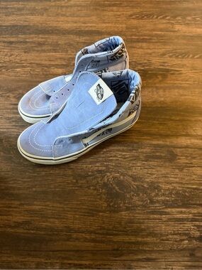 Vans Kids Slip-On Sneakers in Light Blue with Graphic Lining